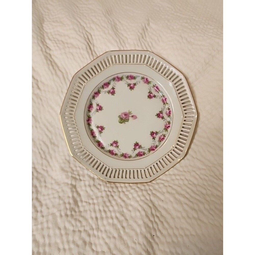 Schumann salad plate 1 available
